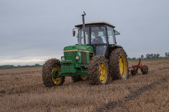 Картинка техника тракторы трактор