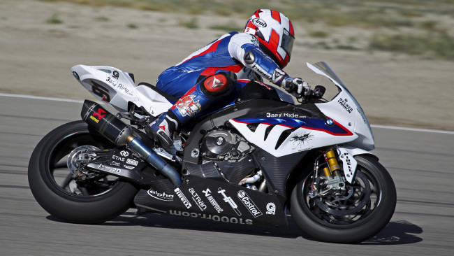 Обои картинки фото спорт, мотоспорт, гонщик, байк, трасса, экипировка