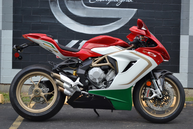 Обои картинки фото мотоциклы, mv agusta, agusta