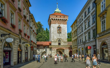 Картинка города краков+ польша прохожие улица