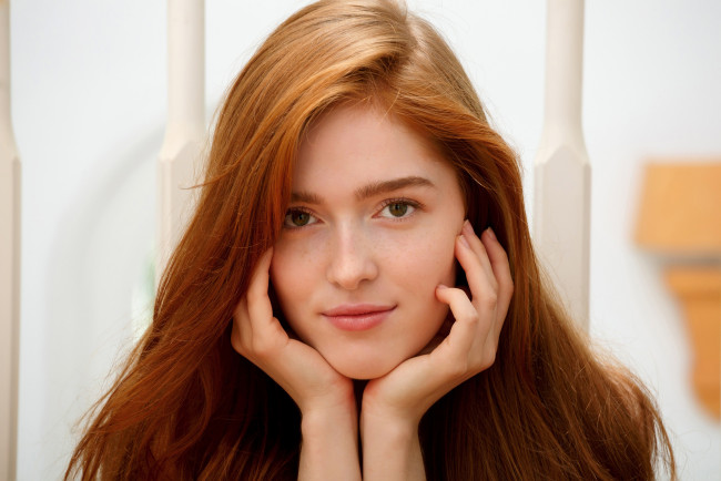 Обои картинки фото jia lissa, девушки, jia lissa , юлия чиркова, jia, lissa, юлия, чиркова, девушка, модель, рыжеволосая, стройная, сексуальная, поза, флирт, причёска, взгляд, макияж