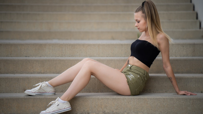 Обои картинки фото девушки, - блондинки,  светловолосые, sara