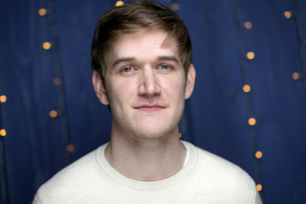 Картинка мужчины bo+burnham bo burnham
