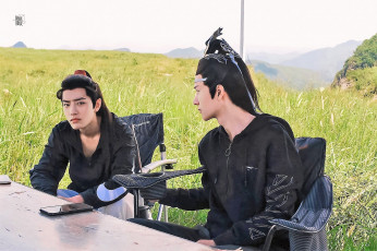 Картинка разное знаменитости сяо чжань ван ибо костюмы отдых