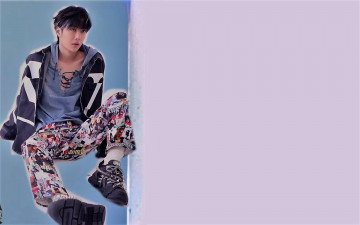 Картинка мужчины wang+yi+bo актер танцор прядки куртка