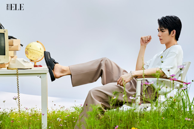 Обои картинки фото 28, 06, 2022, мужчины, wang hao xuan, ван, хао, сюань