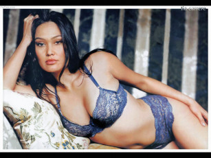 Картинка Tia+Carrere девушки