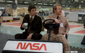 Картинка посылка the box кино фильмы