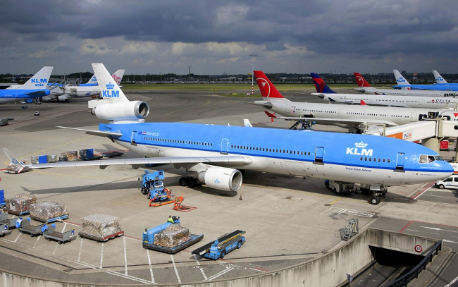 Обои картинки фото авиация, разные, вместе