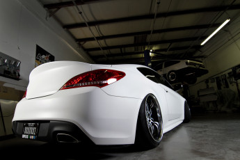 Картинка автомобили hyundai coupe