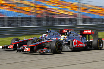 Картинка спорт формула трасса гонки 1