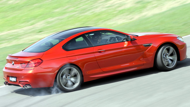 Обои картинки фото bmw, автомобили, автомобиль, стиль, изящество, мощь, скорость