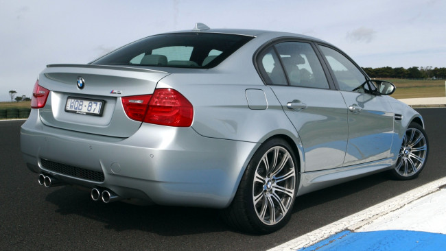 Обои картинки фото bmw, автомобили, автомобиль, стиль, изящество, мощь, скорость