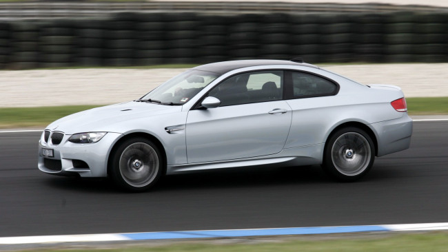 Обои картинки фото bmw, автомобили, автомобиль, стиль, изящество, мощь, скорость