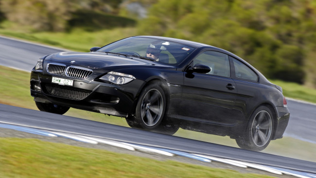 Обои картинки фото bmw, автомобили, изящество, автомобиль, стиль, мощь, скорость