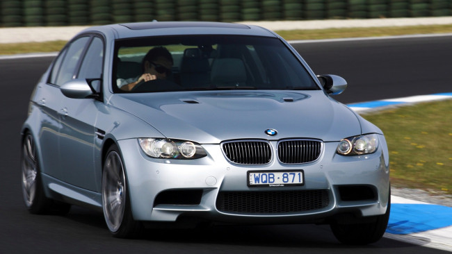 Обои картинки фото bmw, автомобили, скорость, мощь, изящество, стиль, автомобиль