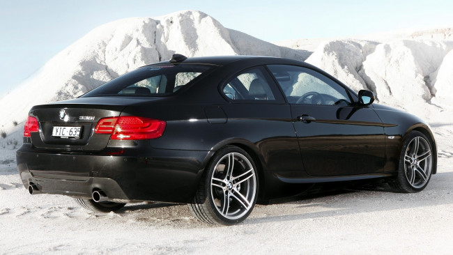 Обои картинки фото bmw, автомобили, скорость, стиль, изящество, мощь, автомобиль