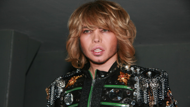 Обои картинки фото мужчины, - unsort, визажист, сергей, зверев, парикмахер, дизайнер