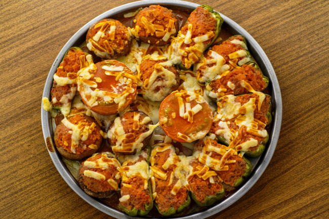 Обои картинки фото еда, грибы,  грибные блюда, фаршированный, перец