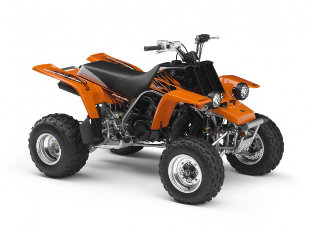 Обои картинки фото мотоциклы, квадроциклы, yamaha