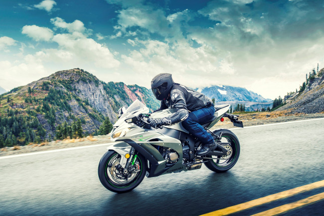 Обои картинки фото мотоциклы, kawasaki