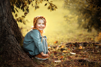 обоя разное, дети, девочка, ребенок, чепчик, платье, дерево, листья