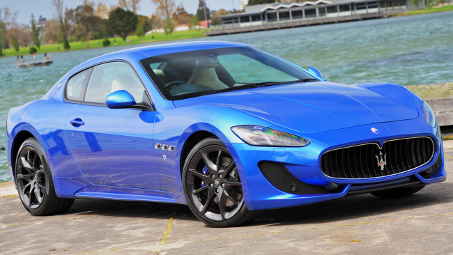 Обои картинки фото maserati, granturismo, автомобили, автомобиль, стиль, мощь, скорость