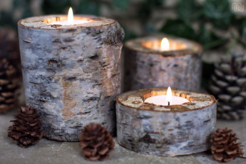 Картинка праздничные новогодние+свечи береста шишки