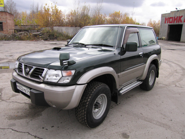 Обои картинки фото nissan, автомобили, выставки и уличные фото, safari