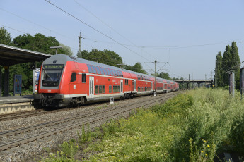 Картинка техника поезда рельсы дорога железная локомотив состав