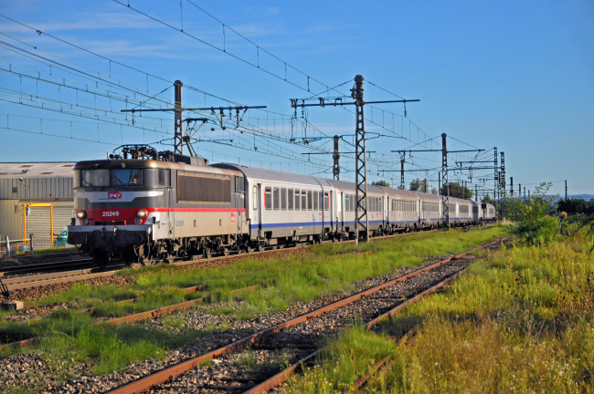 Обои картинки фото техника, электровозы, состав, локомотив, рельсы, железная, дорога