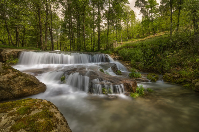 Обои картинки фото природа, водопады, лес, река, водопад