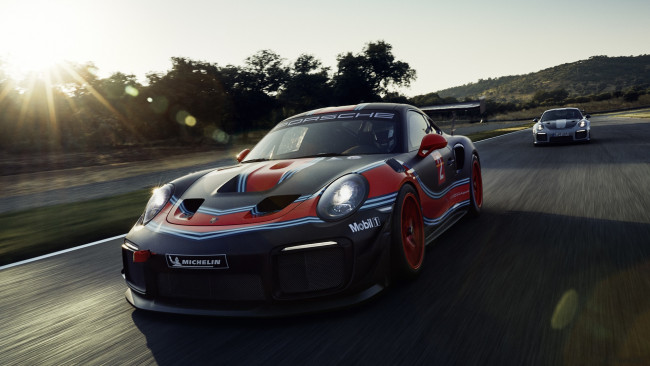 Обои картинки фото 2019 porsche 911 gt2 rs clubsport, автомобили, porsche, 2019, 911, gt2, rs, clubsport, трек, порше, спортивный