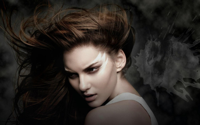 Обои картинки фото девушки, -unsort , лица,  портреты, anya, kazakova, лицо, майка, клякса, шатенка