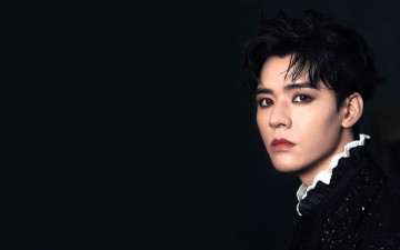 Картинка мужчины gong+jun+|+simon+gong актер наряд образ вампир