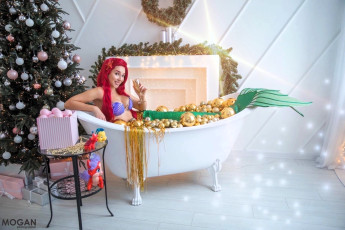 обоя девушки, анна шаховская, образ, косплей, наряд, костюм, русалка, ванна, шарики, ёлка, новый, год