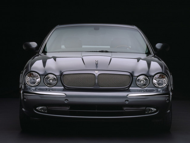 Обои картинки фото 2004, jaguar, xjr, автомобили