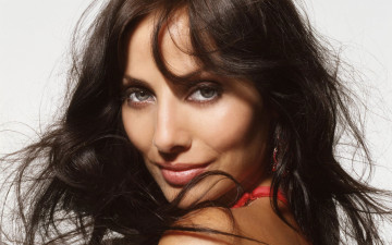 Картинка музыка natalie imbruglia взгляд