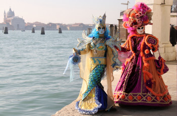 Картинка разное маски карнавальные костюмы венеция карнавал