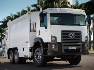 Картинка автомобили volkswagen constellation 2011 lixo de 17 280