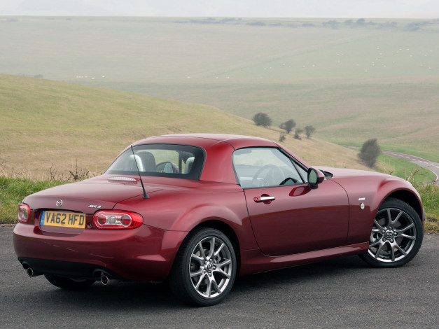 Обои картинки фото автомобили, mazda, красны, 2013, nc2, venture, roadster-coupe, mx-5