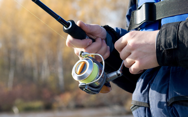 Обои картинки фото разное, рыбалка,  рыбаки,  улов,  снасти, катушка