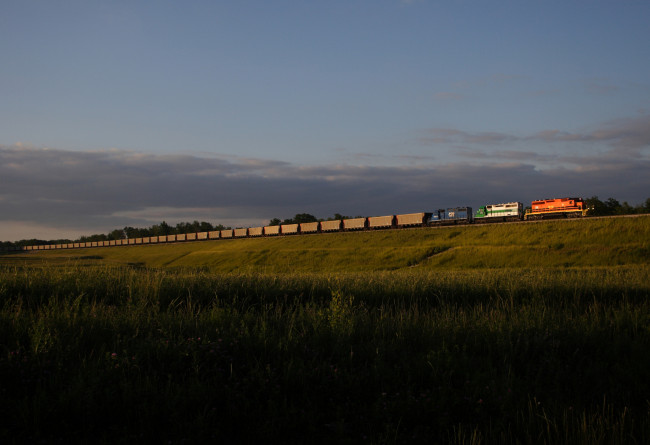 Обои картинки фото техника, поезда, рельсы, железная, локомотив, дорога