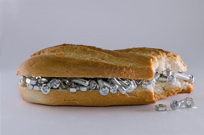 Обои картинки фото юмор и приколы, хлеб, гайки, винты