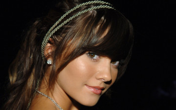 Картинка mary+elizabeth+winstead девушки ободок улыбка лицо