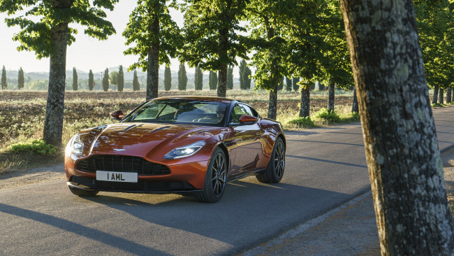 Обои картинки фото aston martin db11 2017, автомобили, aston martin, aston, martin, 2017, db11