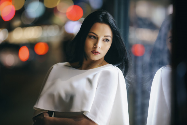 Обои картинки фото девушки, -unsort , брюнетки,  шатенки, лицо, взгляд