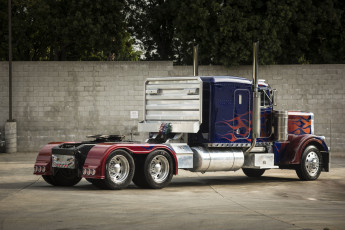 Картинка автомобили peterbilt