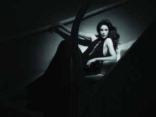 Картинка девушки liv+tyler актриса платье лестница