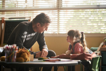 Картинка blacklight+||+2022 кино+фильмы blacklight author oreskis liam neeson игра теней боевик триллер лиам нисон